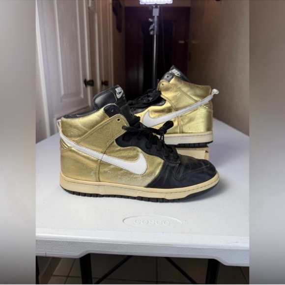Nike Other - Nike Mens Dunk High 317892-711 Black Metallic Gold Leather Shoes Sz 9 (2007)